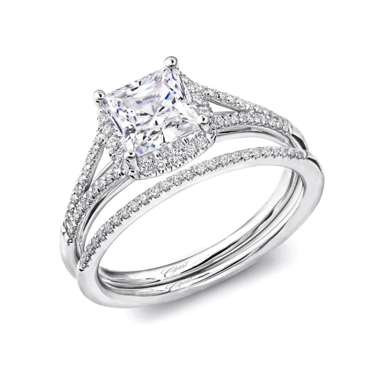 14 KT Engagement ring in White Gold