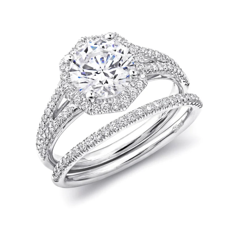 14 KT Engagement ring in White Gold