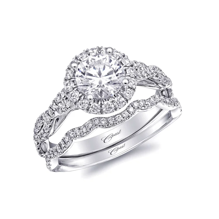 14 KT Engagement ring in White Gold