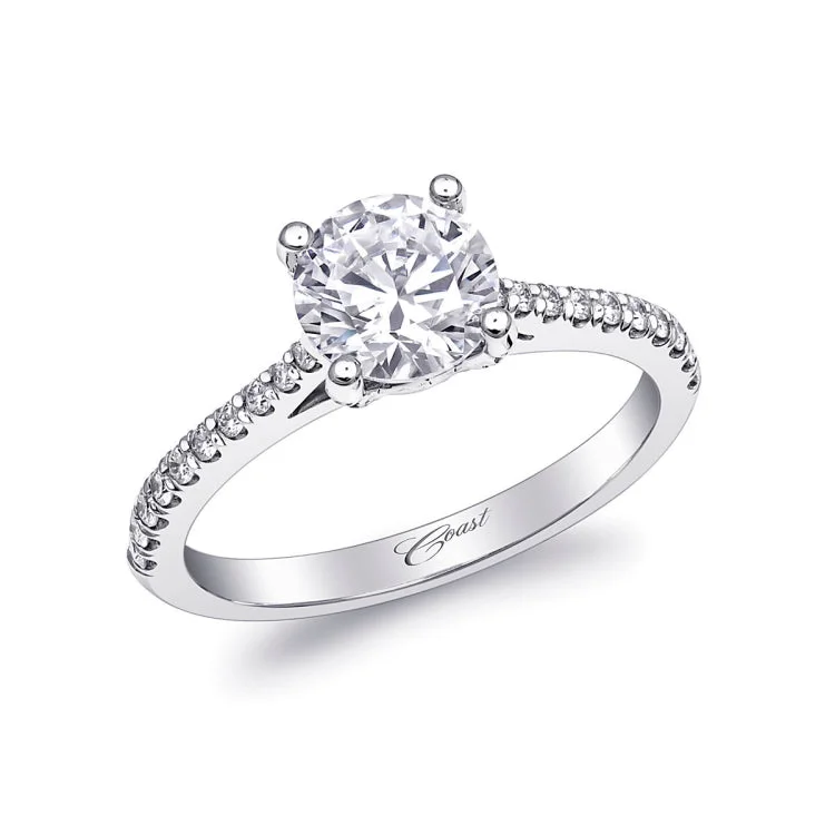 14 KT Engagement ring in White Gold