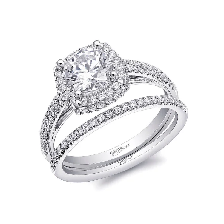 14 KT Engagement ring in White Gold