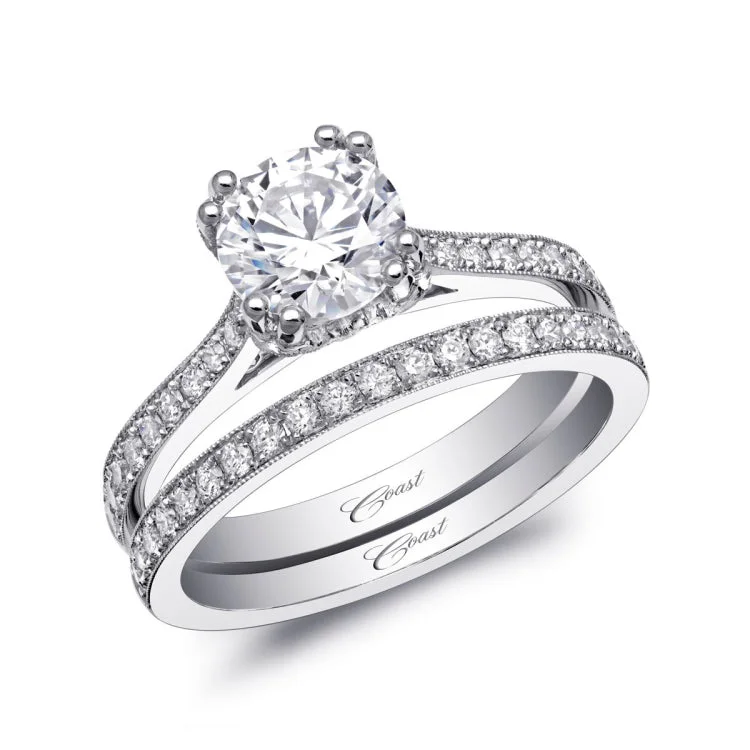 14 KT Engagement ring in White Gold