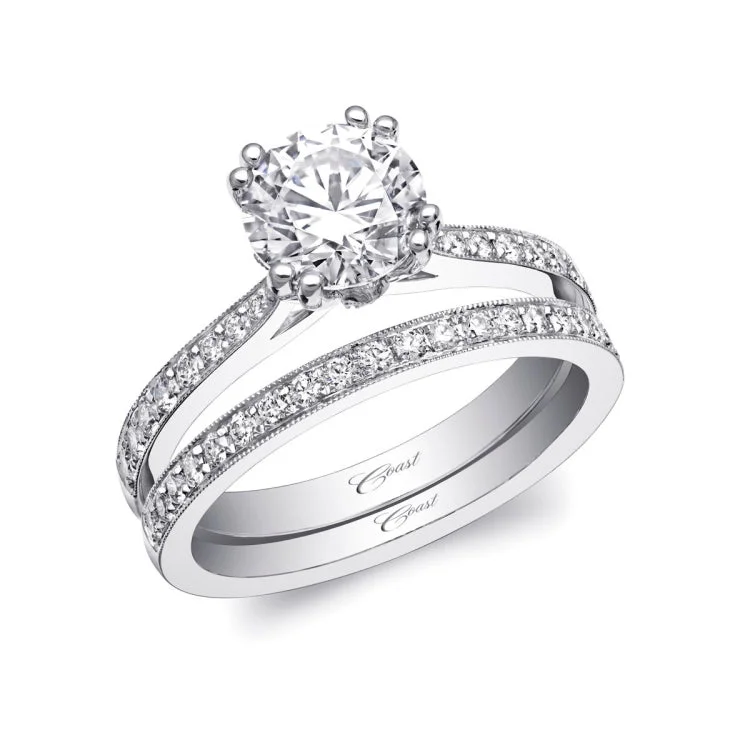 14 KT Engagement ring in White Gold