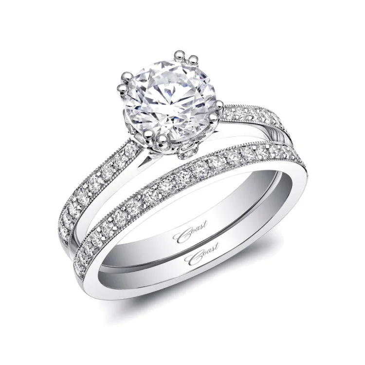 14 KT Engagement ring in White Gold