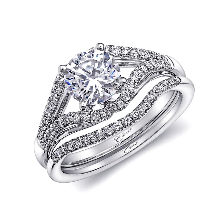 14 KT Engagement ring in White Gold