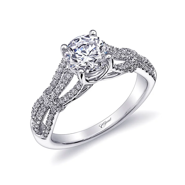 14 KT Engagement ring in White Gold