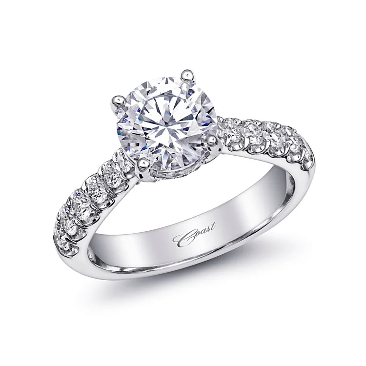 14 KT Engagement ring in White Gold