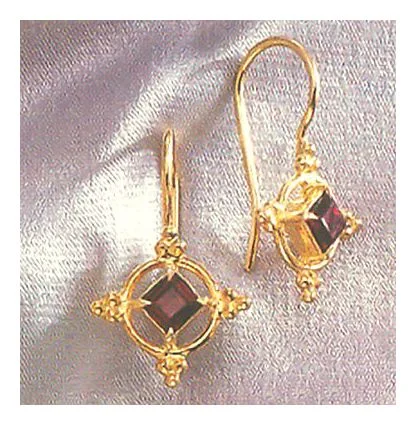 Openwork Garnet Star Earrings